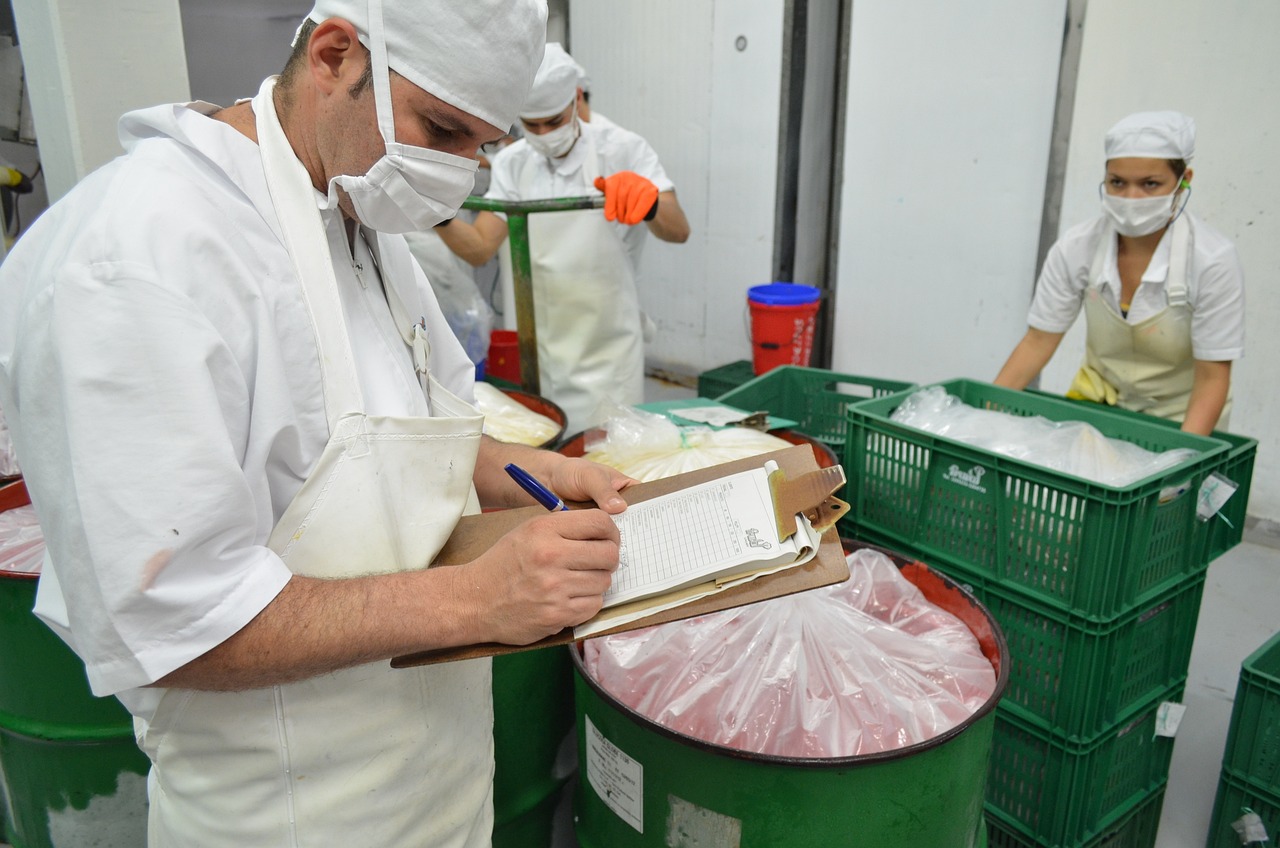 最新食品安全法，保障民众健康，推动食品产业稳健发展