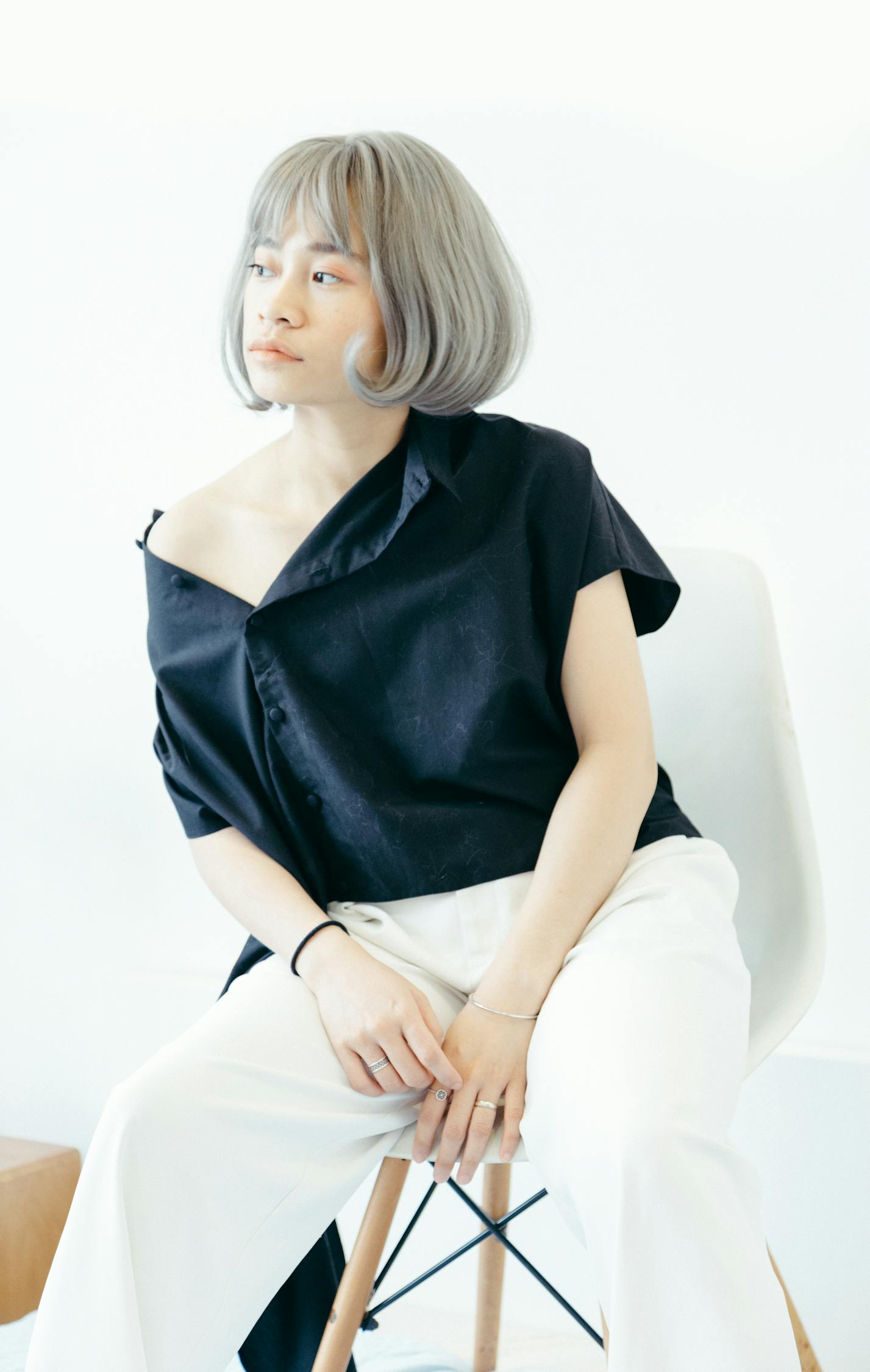 泫雅最新写真，时尚魅力的完美展现