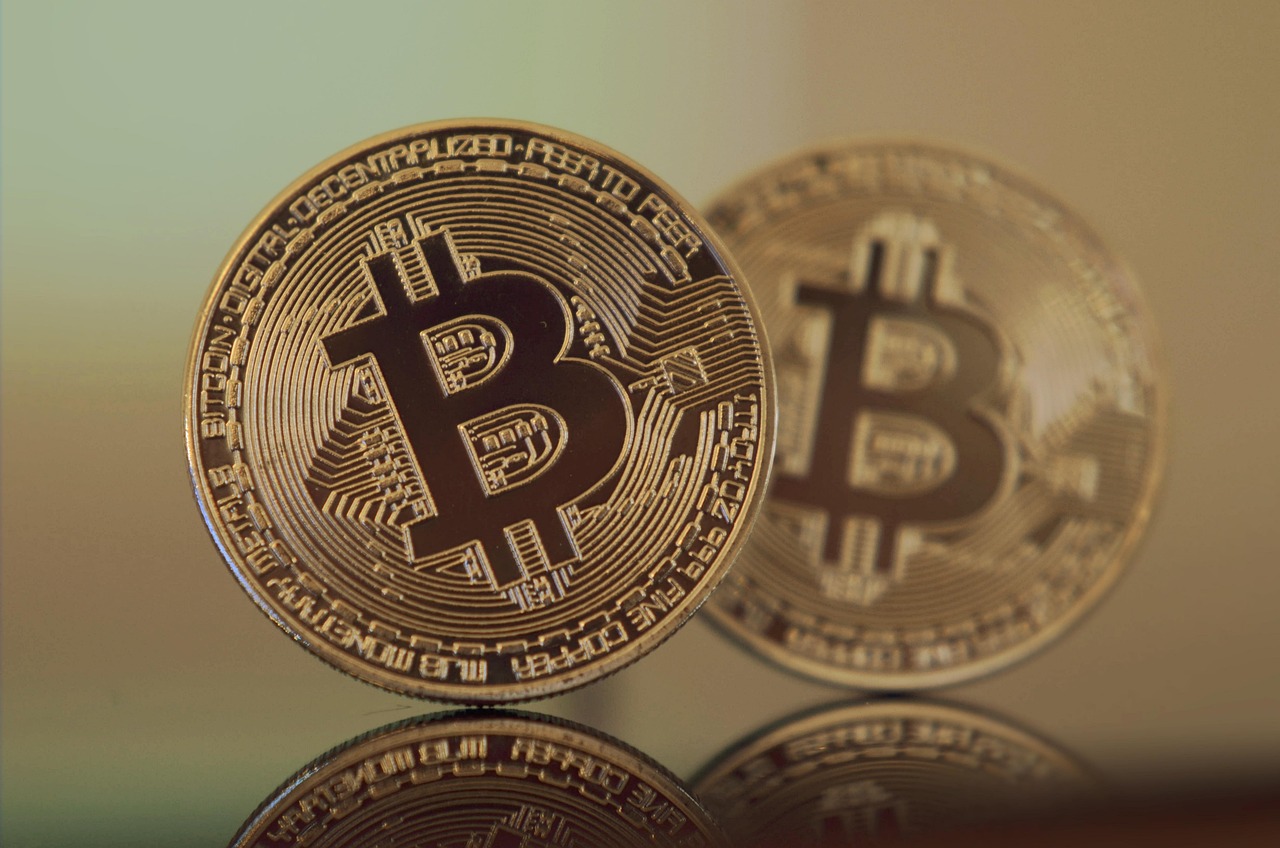 皇冠价格，珠宝与地位的象征价值解读